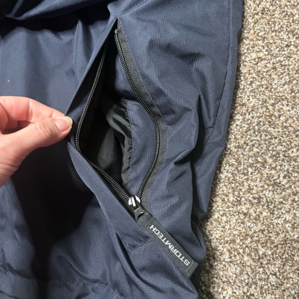 Stormtech Performance Men's XL Dark Blue Windbreaker - Picture 2 of 16